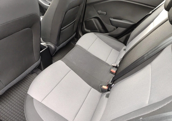 Hyundai i20 cena 43800 przebieg: 79467, rok produkcji 2017 z Lesko małe 379